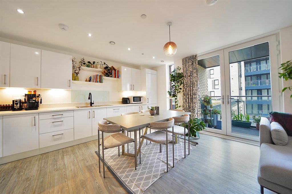 Property photo 3 of 11 Flat 14, Printworks Apartments - Rzgms1Hxuevejvu6T