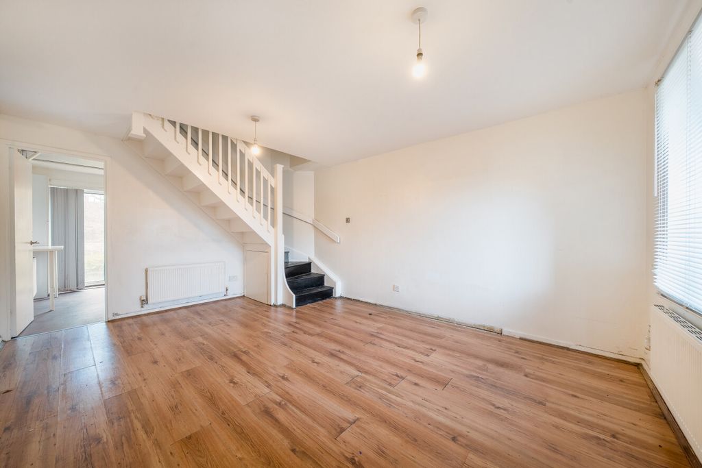 Property photo 3 of 11 1510522-5-6A98297...