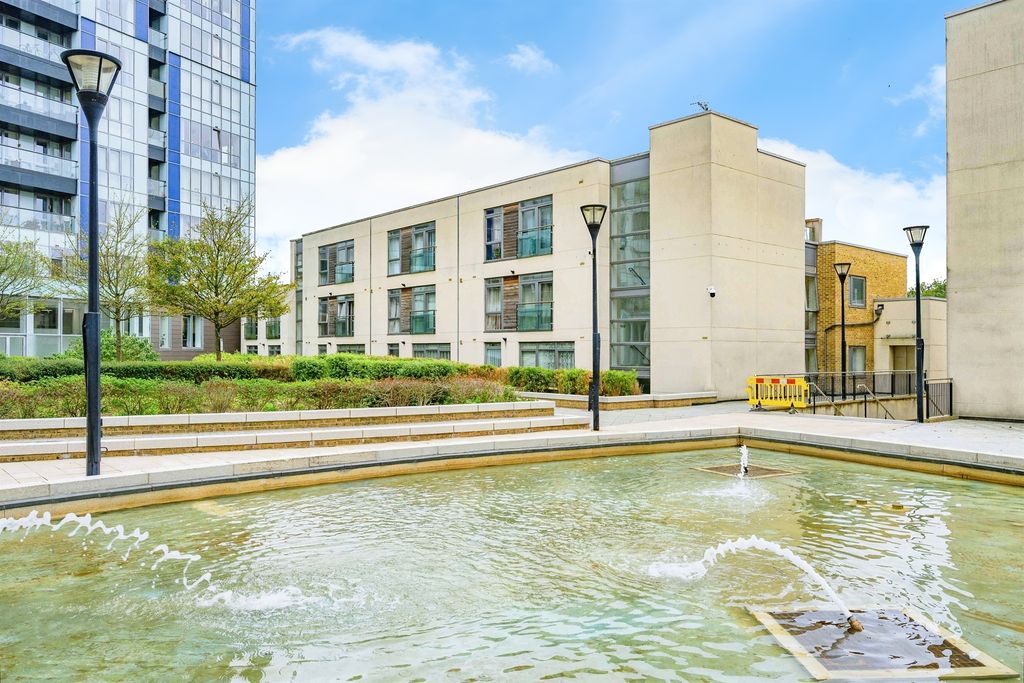 Property photo 1 of 10