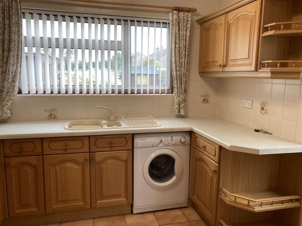 Property photo 1 of 16 Kitchen