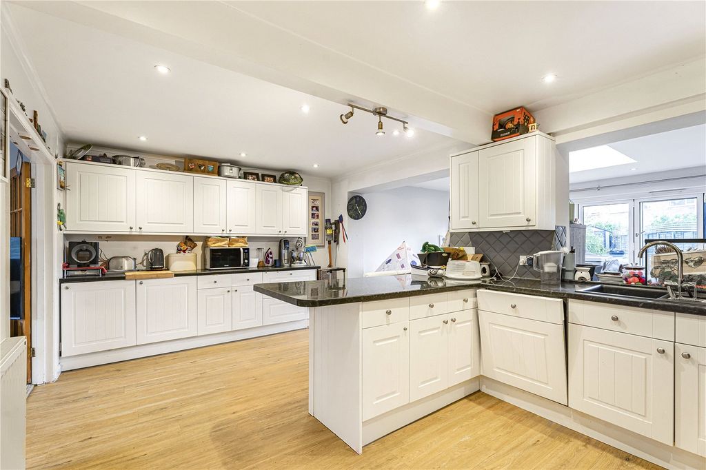 Property photo 3 of 13 Kitchen