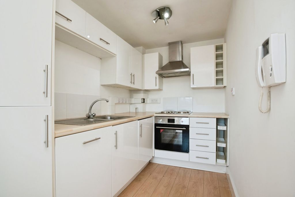 Property photo 3 of 16 Open Plan Kitchen