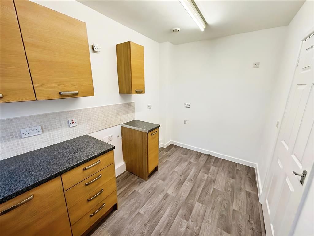 Property photo 3 of 13 Image