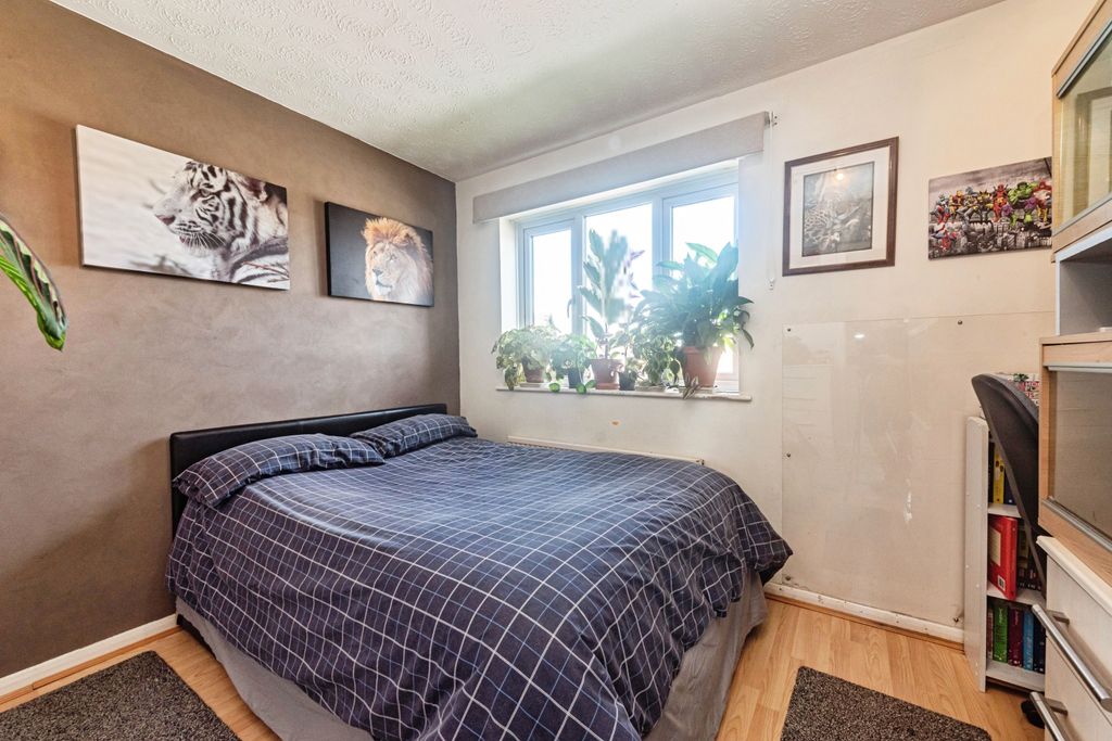 Additional image 9 of 2 bed semi-detached house for saleJustice Close, Thatcham RG19