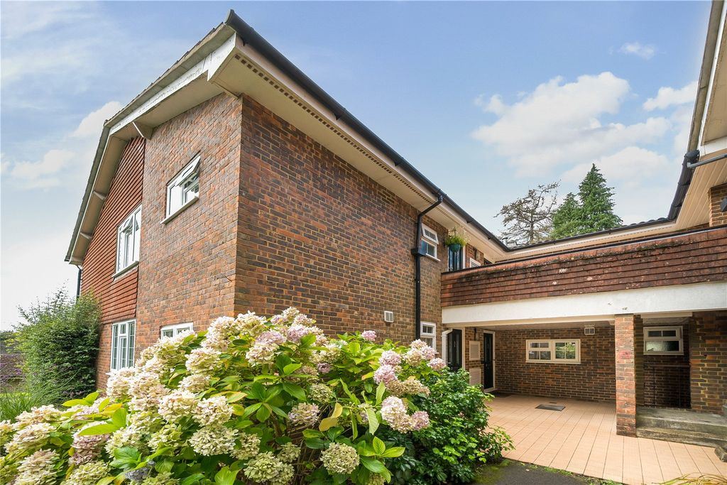 Property photo 2 of 17 Picture No. 23