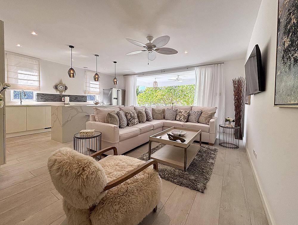 Property photo 3 of 31