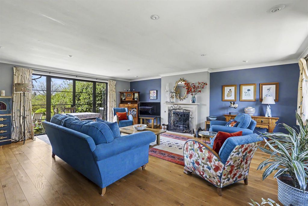 Property photo 3 of 37 Farm Cottage_18.Jpg