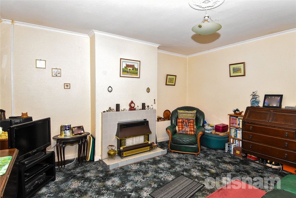 Property photo 2 of 17 Picture No. 04