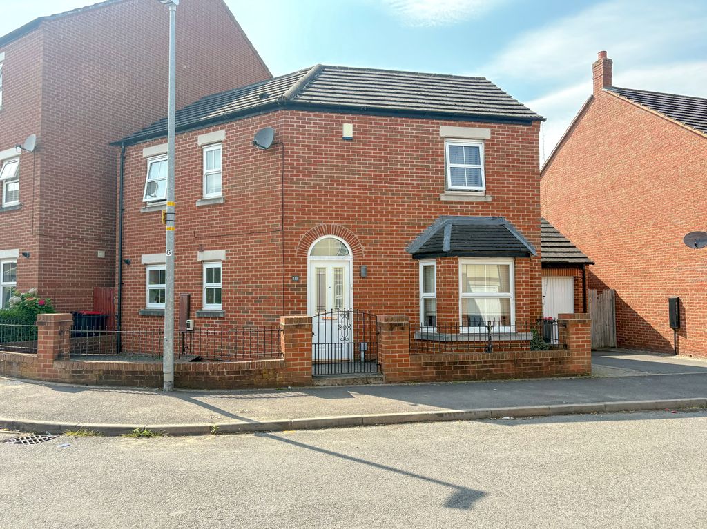 Property photo 2 of 15