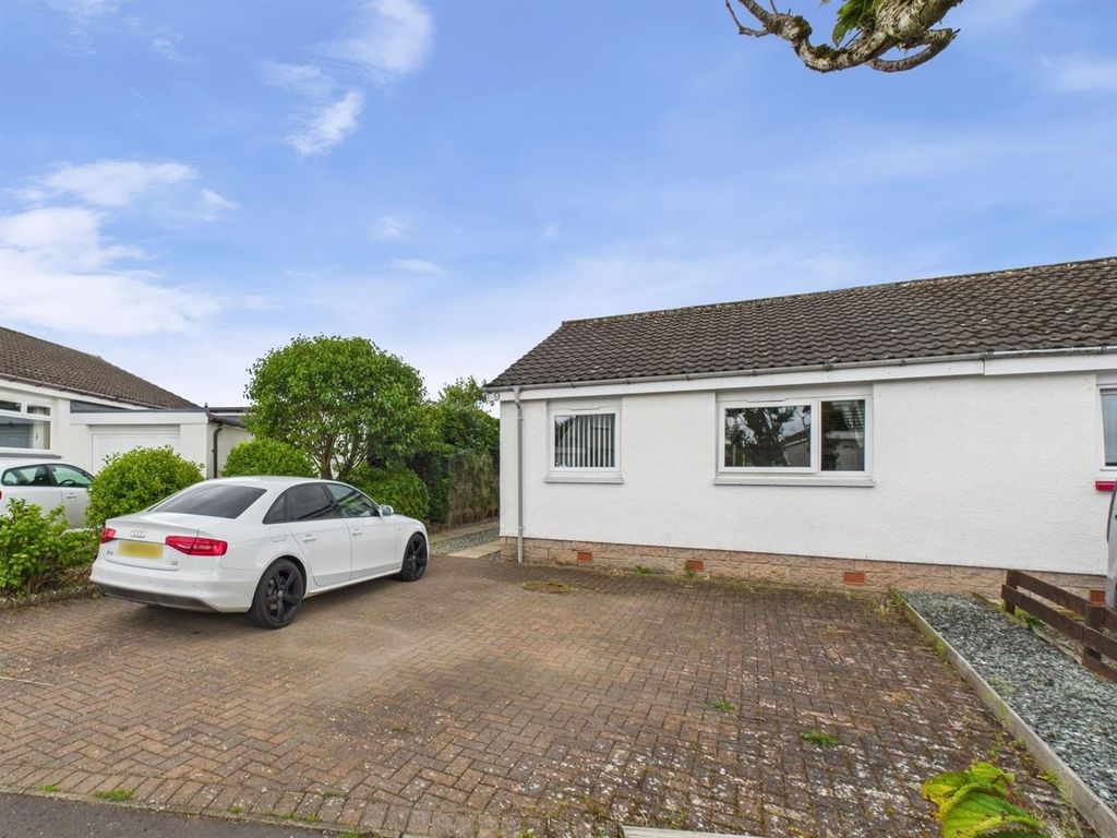 Property photo 1 of 15 Cam01486G0-Pr0760-Still015.Jpg