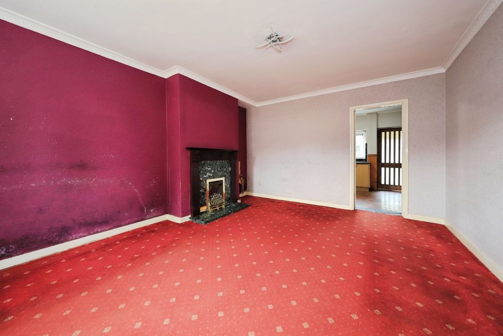 Property photo 3 of 16 Photo