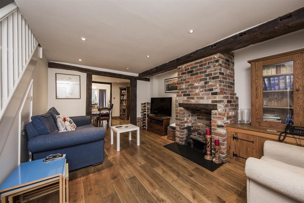 Property photo 2 of 23 Feature Fireplace