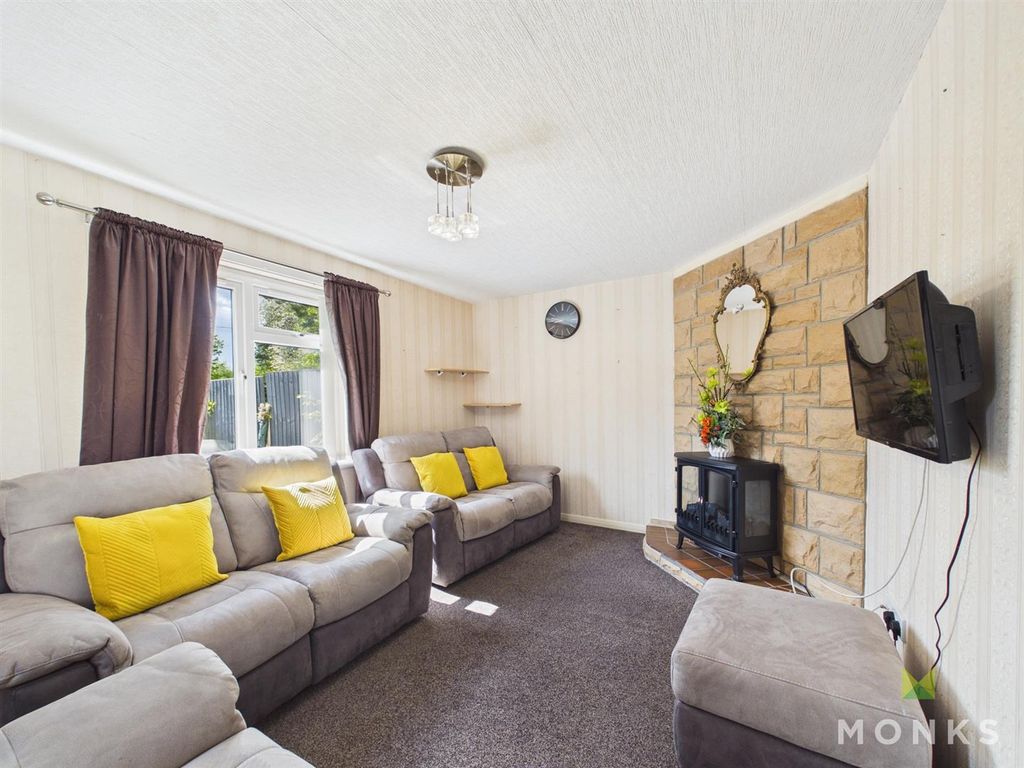 Property photo 3 of 15 Cam01520G0-Pr0381-Still016.Jpg