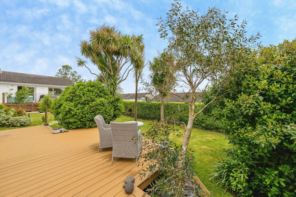 Property photo 2 of 21 Rear Garden