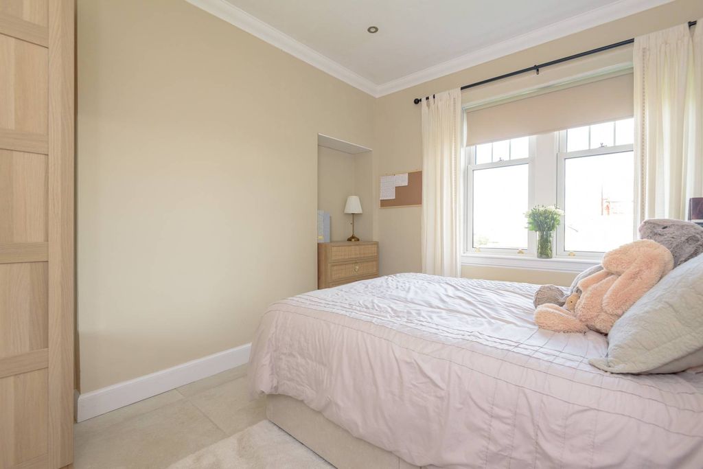 Additional image 15 of 2 bed flat for sale6d, Clifford Road, North Berwick EH39