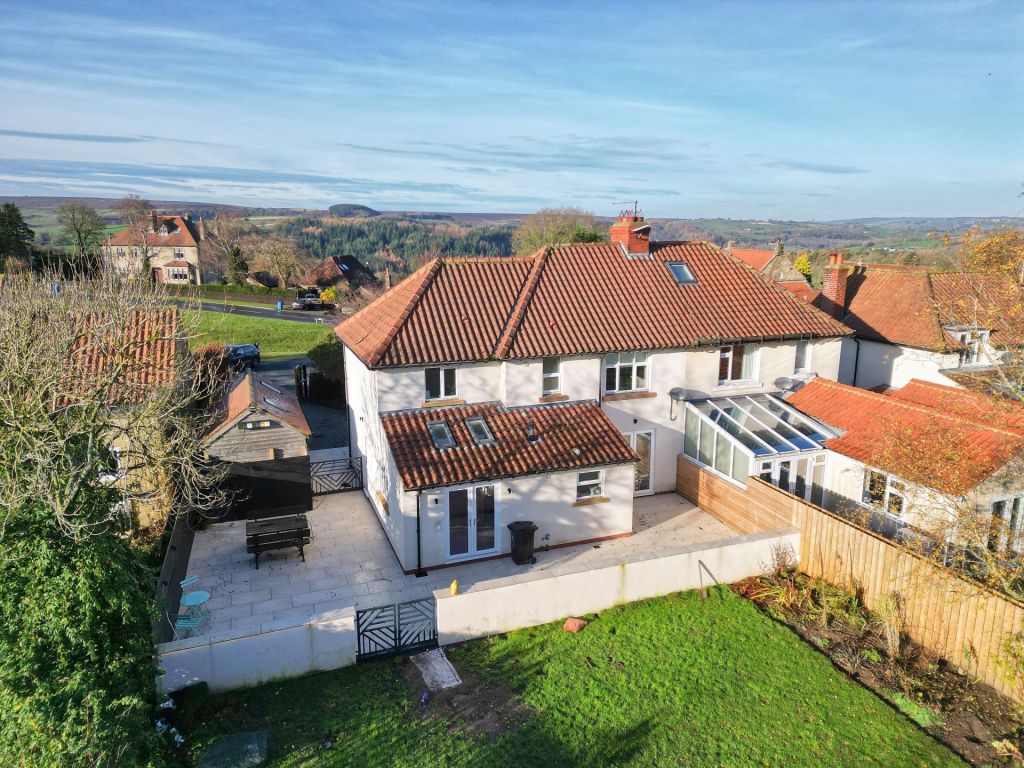 Property photo 1 of 27