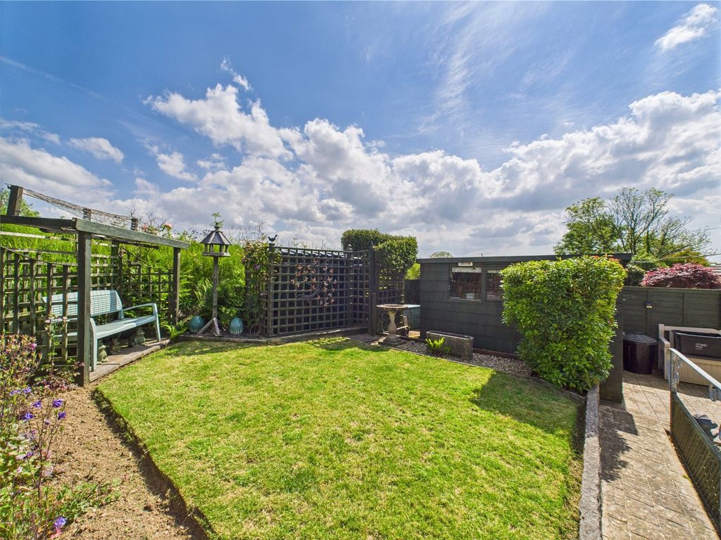 Property photo 2 of 18 Picture No. 14