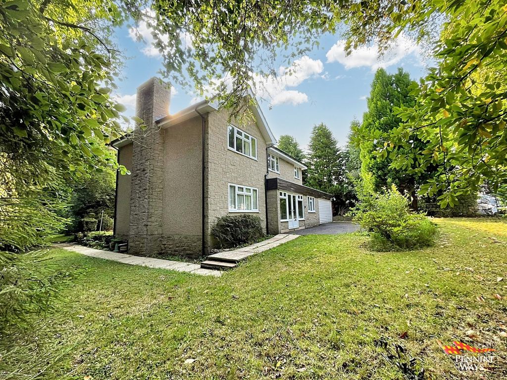 Property photo 1 of 26
