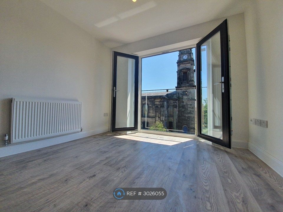 Property photo 3 of 8