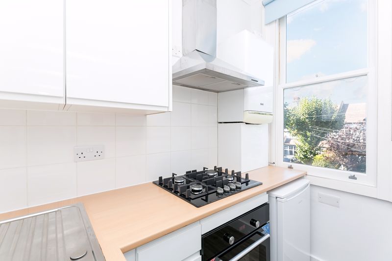 Property photo 3 of 6 Kitchen