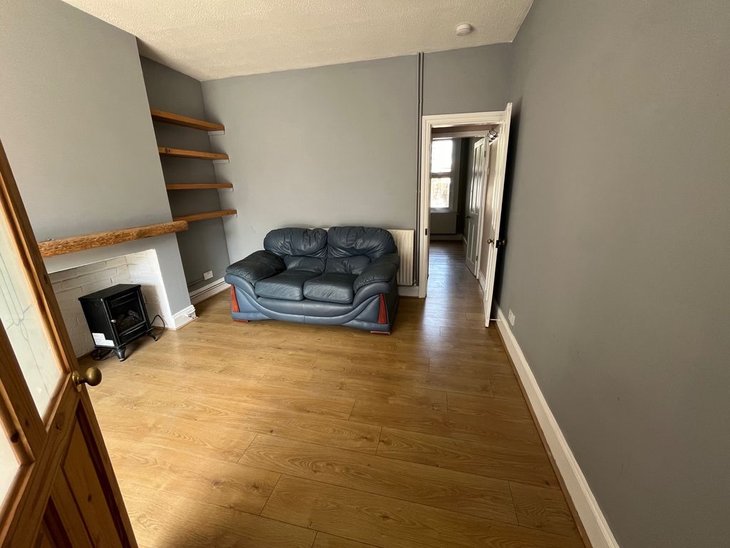 Property photo 2 of 14 Living Room