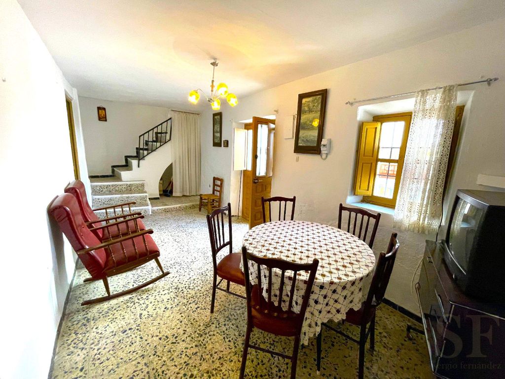 Property photo 3 of 20
