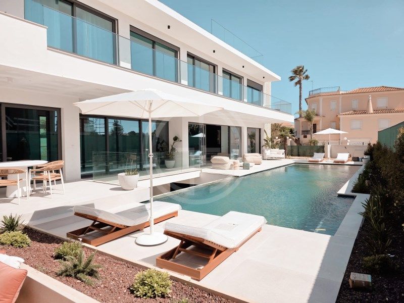 Property photo 1 of 36