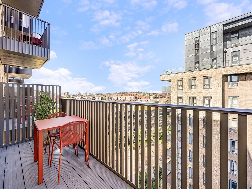 Property photo 3 of 15 Picture No. 06