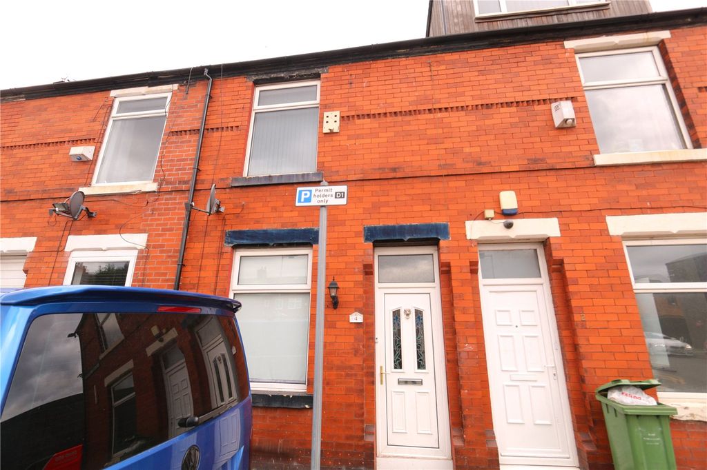 Property photo 1 of 10 External