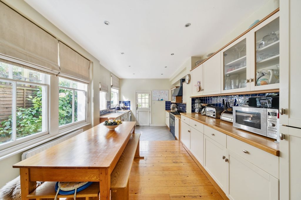 Property photo 2 of 23 1137063  (3)