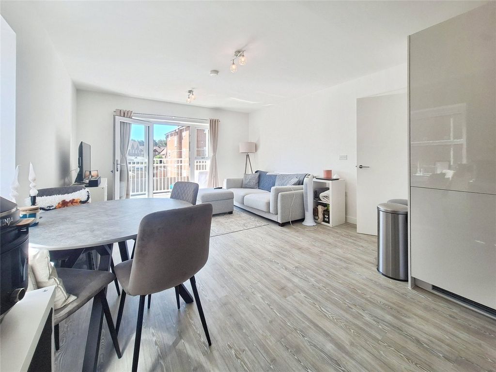 Property photo 3 of 11 Picture No. 04