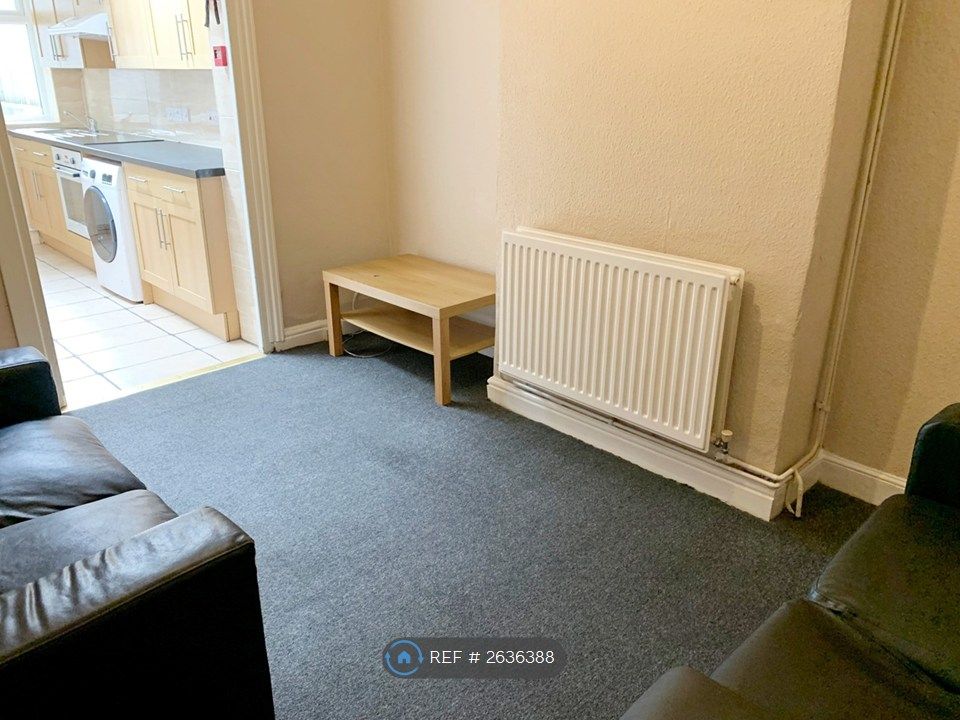 Property photo 2 of 11