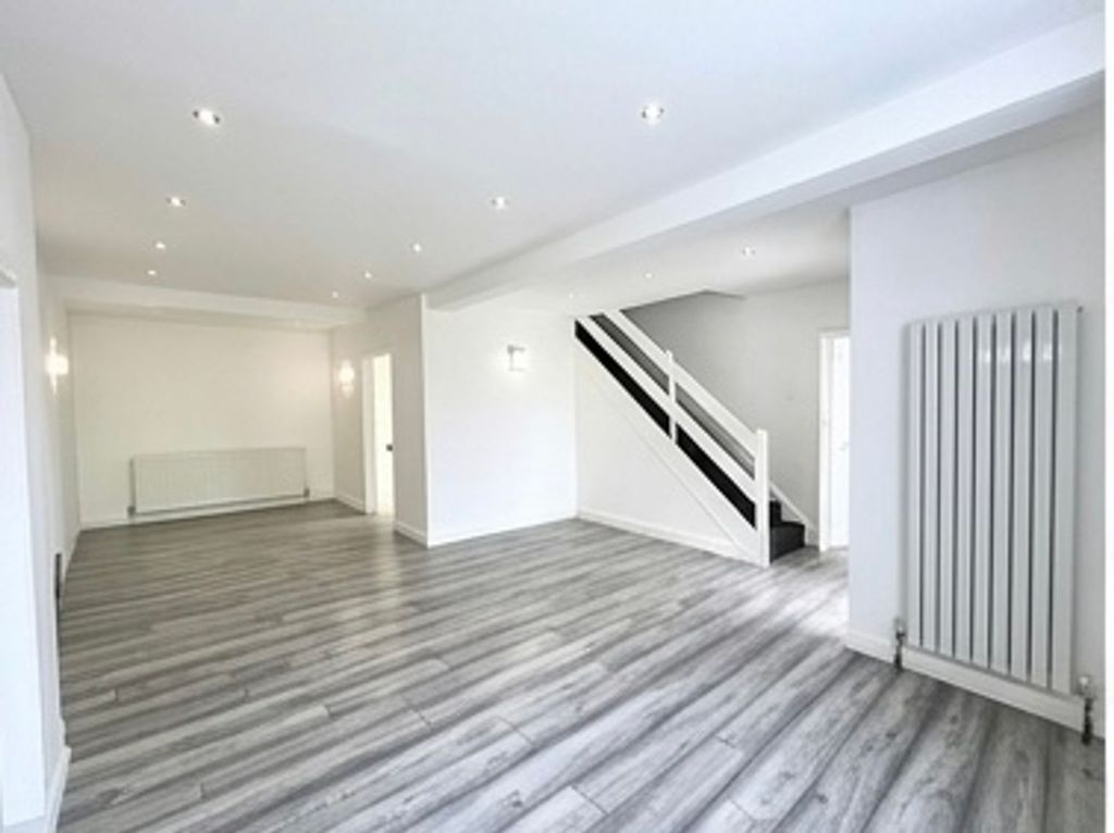 Property photo 2 of 2
