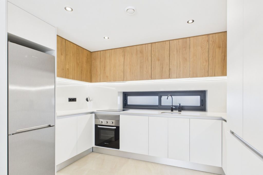 Property photo 3 of 45