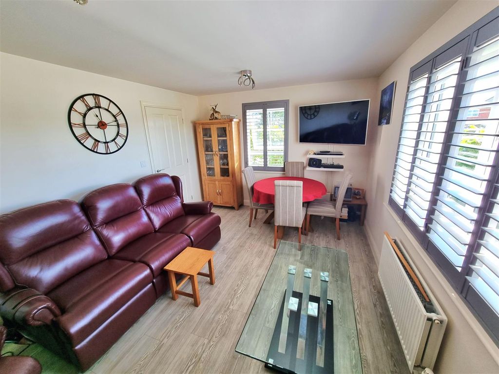 Property photo 3 of 18 Sitting Room 1.Jpg