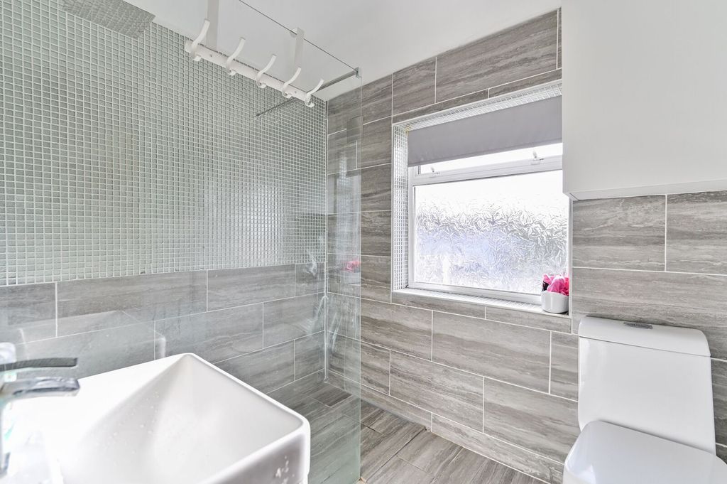 Additional image 10 of 5 bed semi-detached house for saleWestbourne Road, Feltham TW13