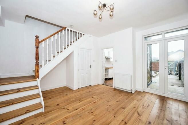 Property photo 3 of 8