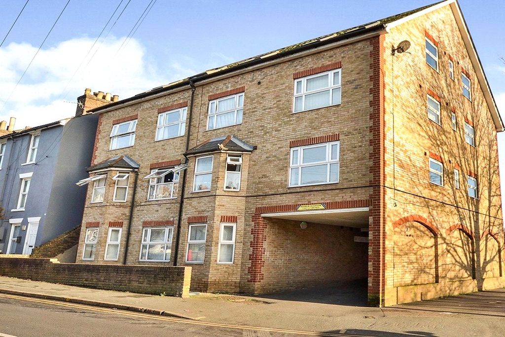 Property photo 1 of 10 Picture No. 02