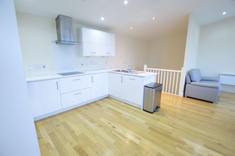 Property photo 3 of 12 Photo 15