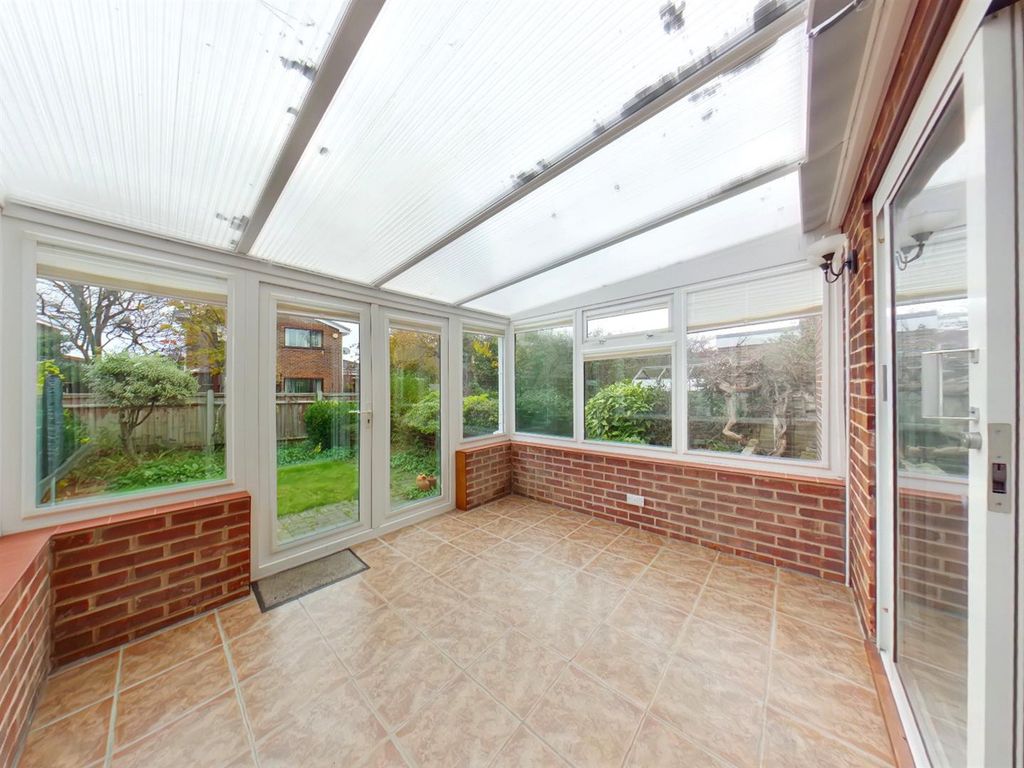 Property photo 2 of 17 Conservatory