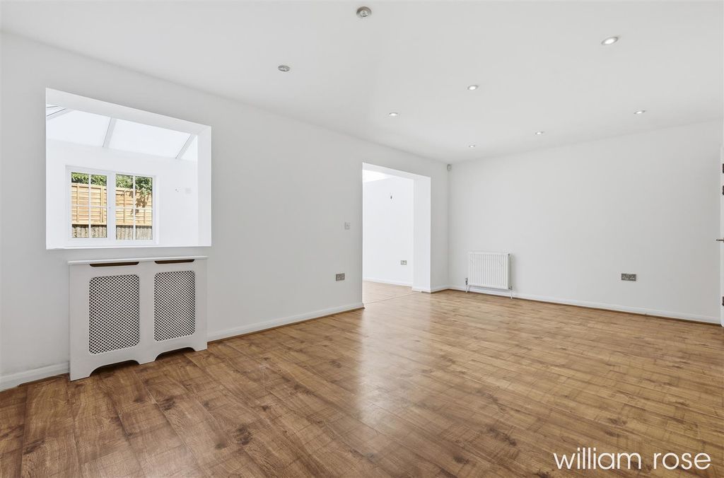 Property photo 3 of 22 13_Img_6157.Jpg