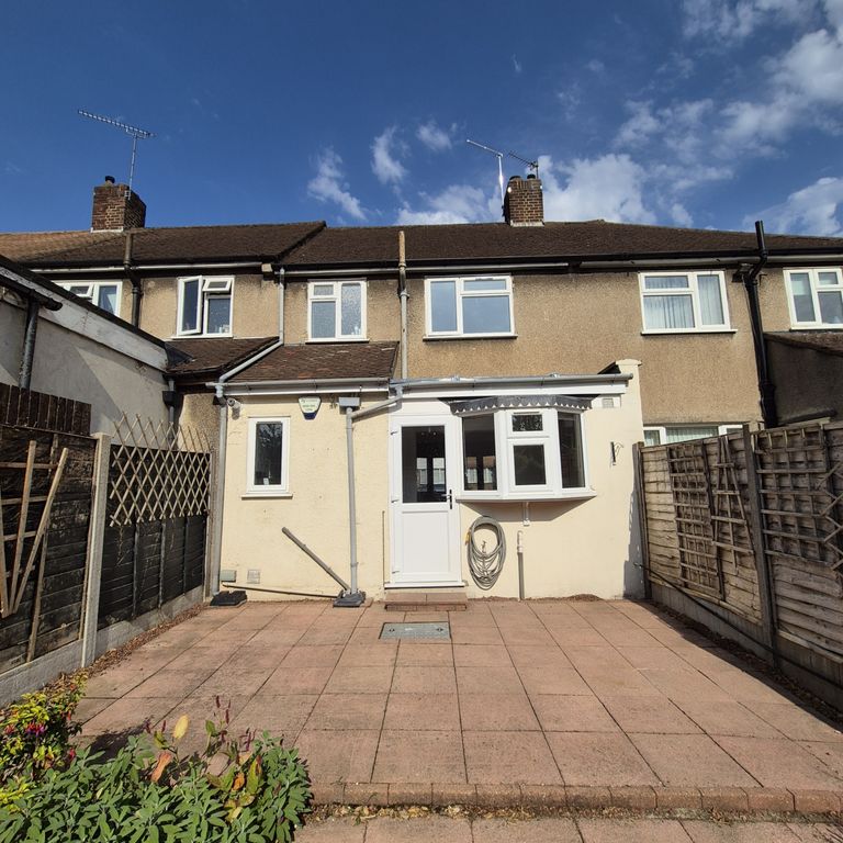 Property photo 2 of 23