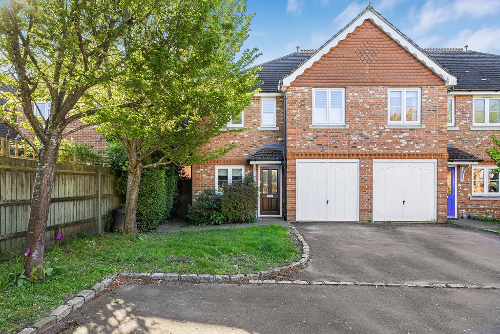 Property photo 1 of 20