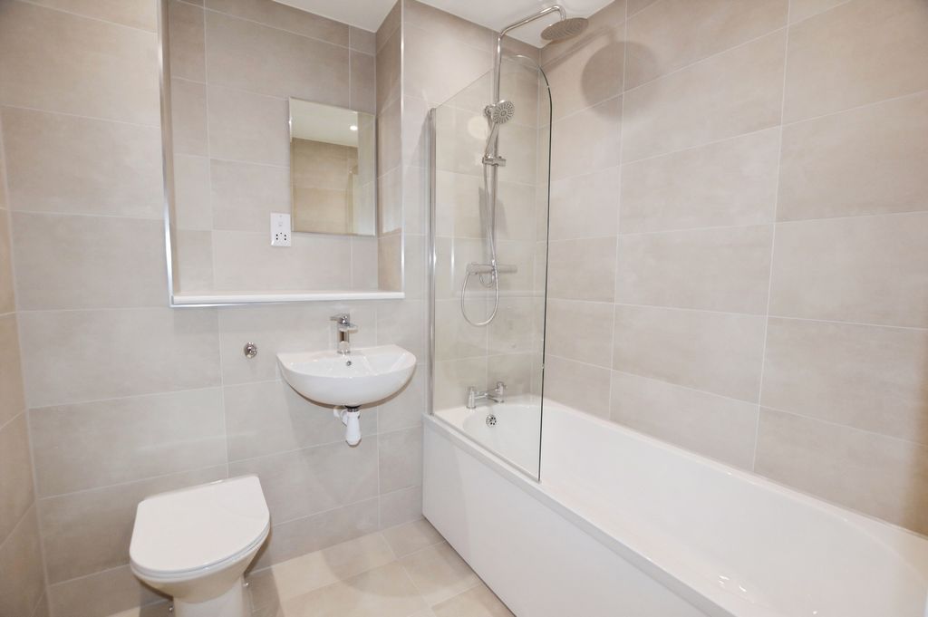 Property photo 3 of 7 Pbox-Img.Jpg