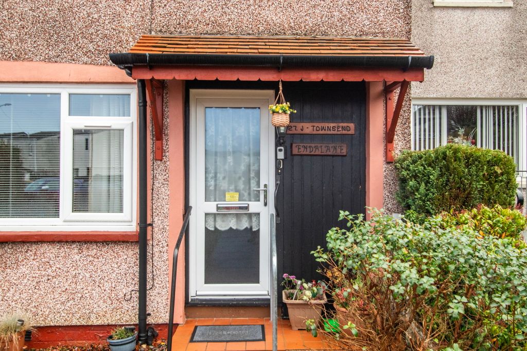 Property photo 2 of 19 1