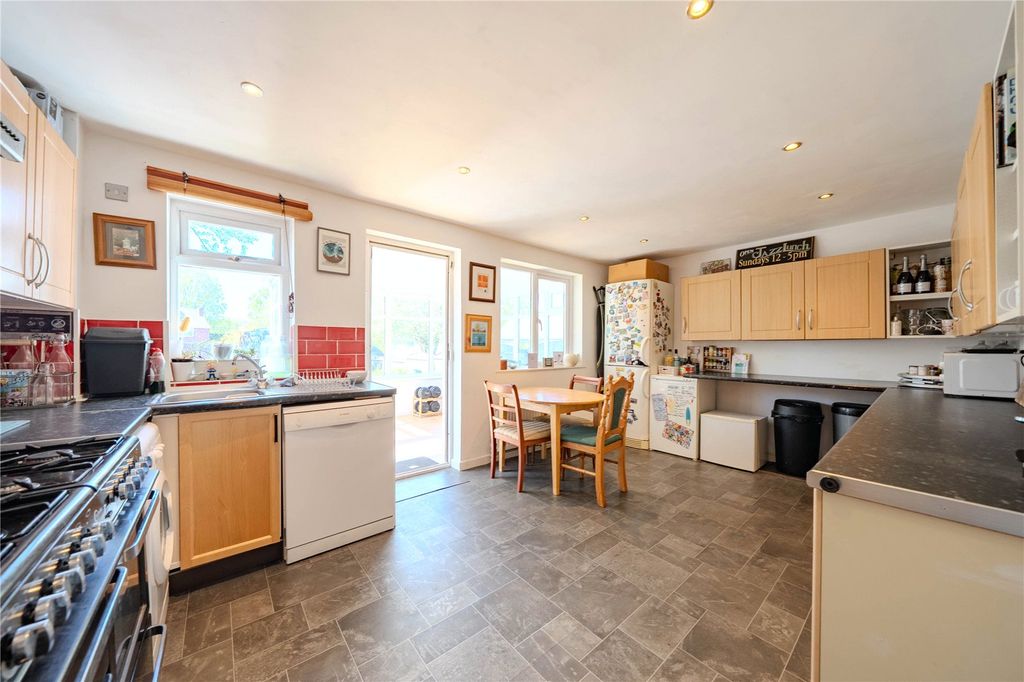 Property photo 3 of 15 Picture No. 03