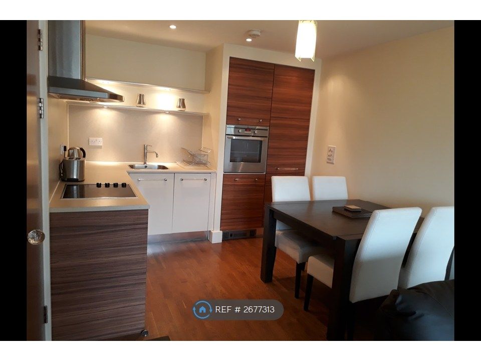 Property photo 3 of 15 Kitchen / Dining Area