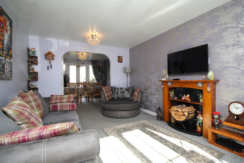 Property photo 2 of 19 Living Room 2.Jpg