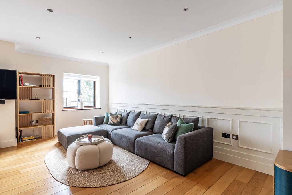 Property photo 3 of 35 3