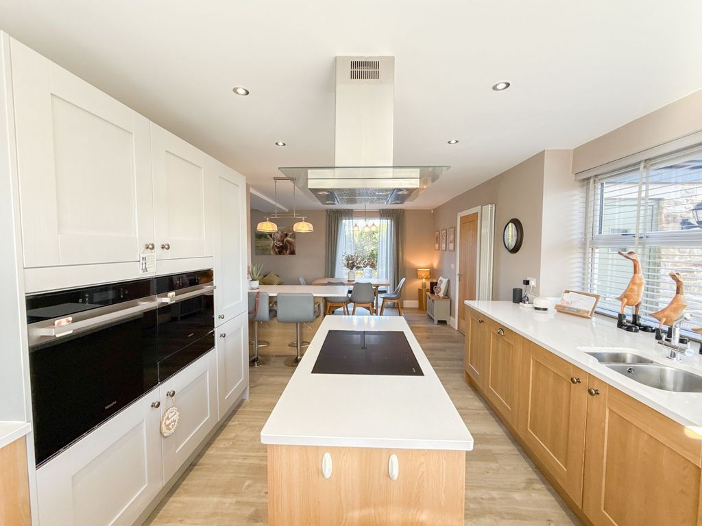Property photo 3 of 15 Open Plan Kitchen